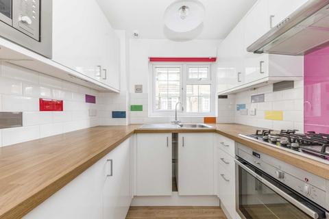 2 bedroom terraced house to rent, St. Edmund's Close, London SW17