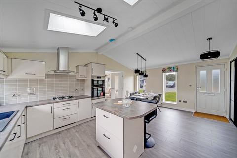 2 bedroom detached house for sale, Temple Grove Park, Bakers Lane, West Hanningfield, Chelmsford, CM2