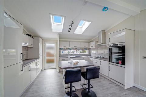 2 bedroom detached house for sale, Temple Grove Park, Bakers Lane, West Hanningfield, Chelmsford, CM2