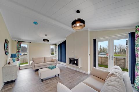 2 bedroom detached house for sale, Temple Grove Park, Bakers Lane, West Hanningfield, Chelmsford, CM2