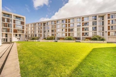 1 bedroom flat for sale, Clapham Road, Stockwell SW9