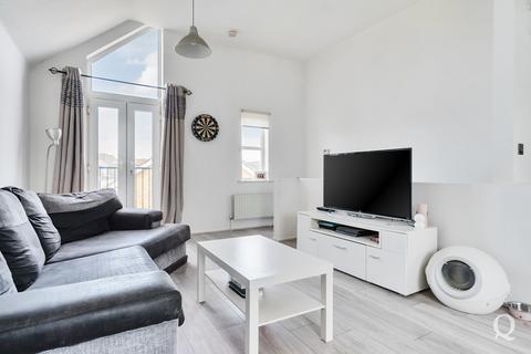2 bedroom apartment for sale, Onyx Drive, Sittingbourne, Kent, ME10