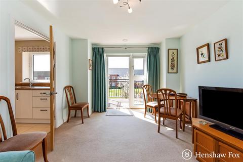 1 bedroom retirement property for sale, Botley Road, Romsey, Hampshire