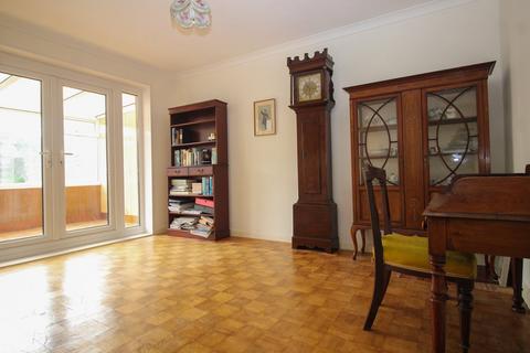 3 bedroom semi-detached bungalow for sale, Spitzkop, Llantwit Major, CF61