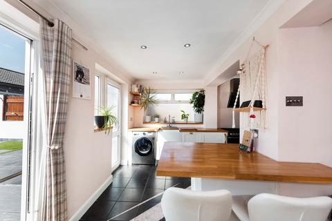 62 Mayplace Avenue, Crayford, Dartford, DA1 4PG