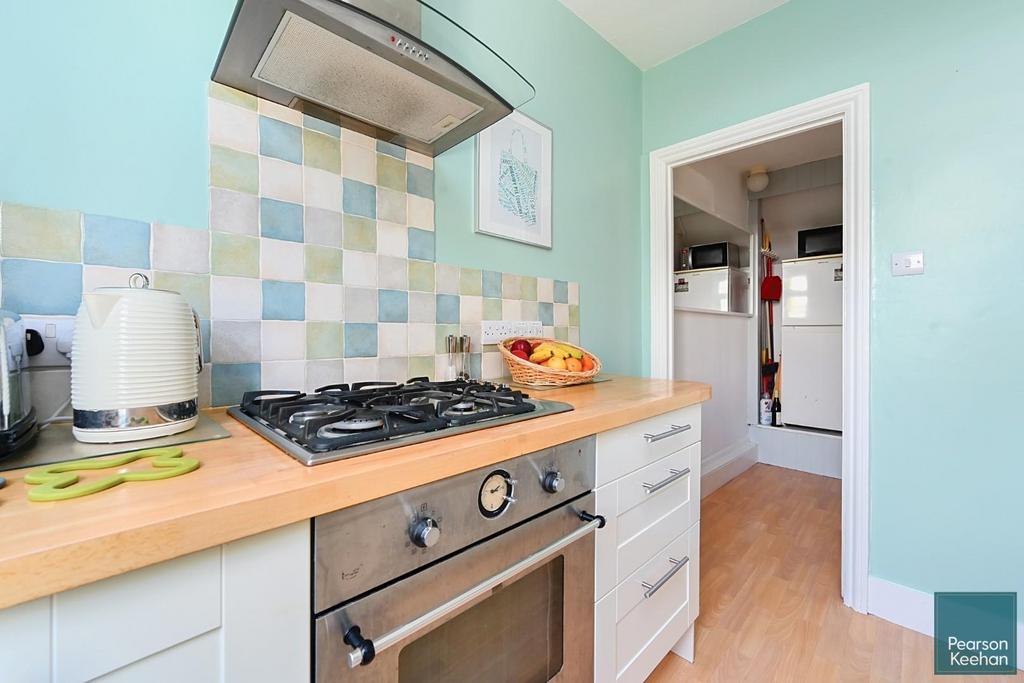 83 Westbourne Street, Hove,BN3 (18).jpg
