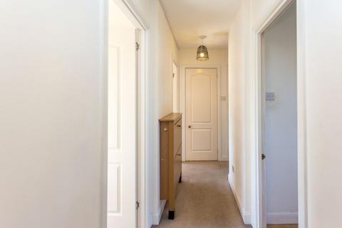 2 bedroom flat for sale, 14/7 Allanfield, Edinburgh, EH7 5YJ