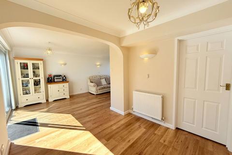 6 Baxterley Green, Solihull, B91 1HP