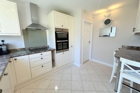6 Baxterley Green, Solihull, B91 1HP