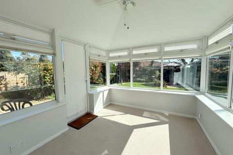 6 Baxterley Green, Solihull, B91 1HP
