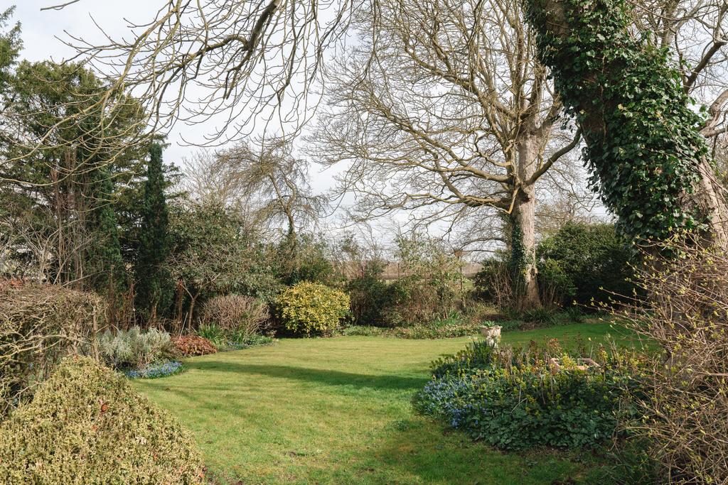 271787 - Church Farm House Halstead High Res-8.jpg