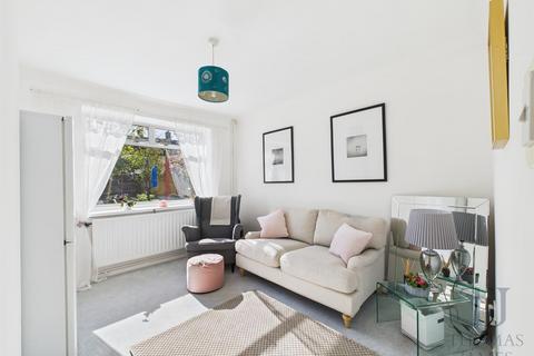 3 bedroom semi-detached house for sale, Rivergreen, Clifton, Nottingham