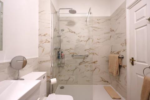 2 bedroom apartment for sale, Southdowns Park, Haywards Heath RH16