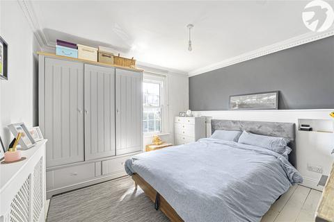 82 Station Road, Crayford, Dartford, DA1 3QG