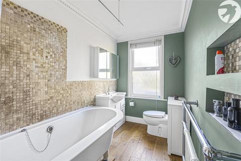 82 Station Road, Crayford, Dartford, DA1 3QG