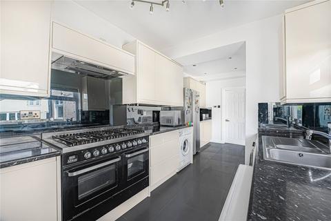 1 Keith Avenue, Sutton At Hone, Dartford, DA4 9HH