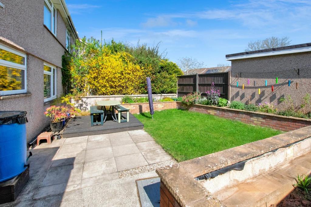 2 - garden.jpg