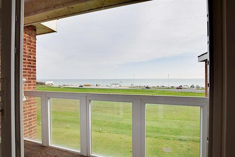 22, Tilford Court Sutton Place, Bexhill-on-sea, TN40 1PF