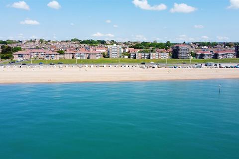 22, Tilford Court Sutton Place, Bexhill-on-sea, TN40 1PF