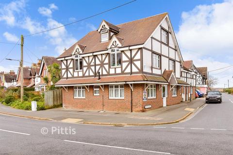 undefined, Dolphin Lodge, Totland Bay PO39