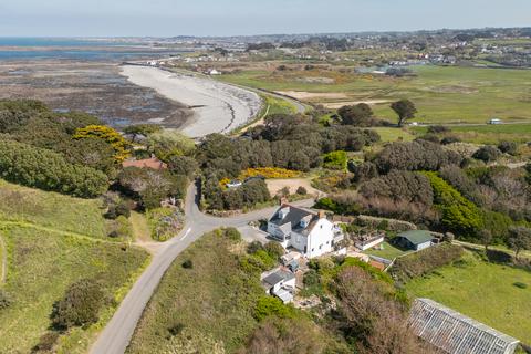 2 bedroom detached house for sale, Rue Du Braye, St. Pierre du Bois, Guernsey