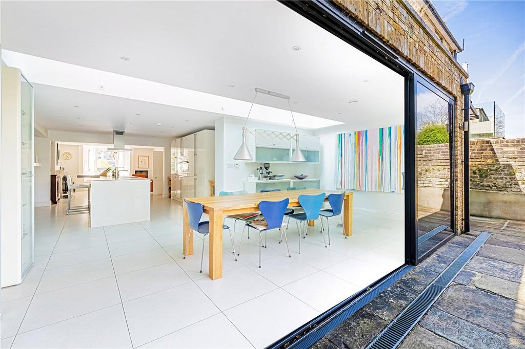 Kitchen/Family Room