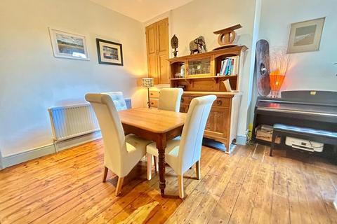 3 bedroom terraced house for sale, Disley Avenue, West Didsbury