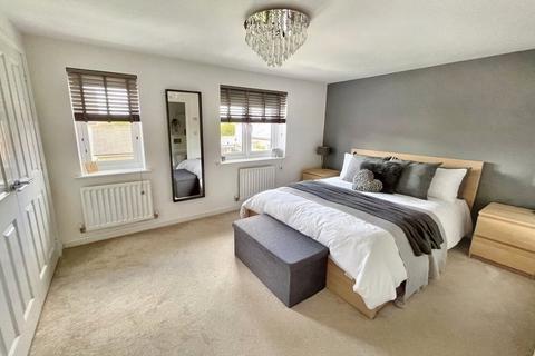 38 Ampthill Way, Faringdon, SN7 7LE