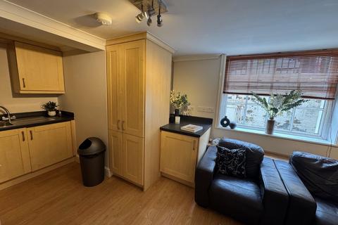 1 bedroom flat to rent, Rockstone Place, Hampshire SO15