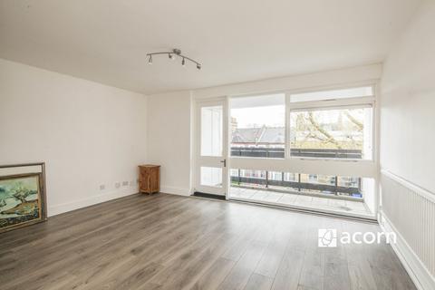 3 bedroom flat to rent, John Ruskin Street London SE5
