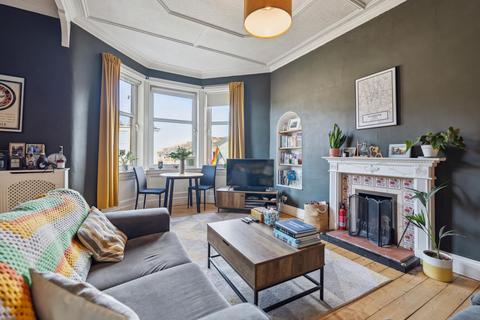 2 bedroom flat for sale, 47 Battlefield Avenue, Flat 3/2, Battlefield, Glasgow, G42 9HR