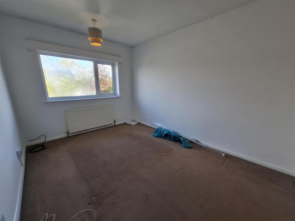 Bedroom 2.jpg