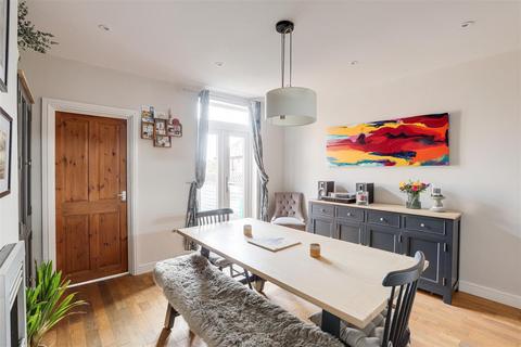 11 Bede Ling, West Bridgford, Nottingham, NG2 7RP