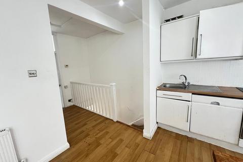 1 bedroom flat to rent, Rayners Lane, Pinner HA5