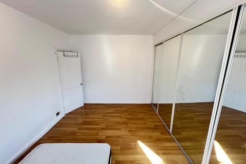 1 bedroom flat to rent, Rayners Lane, Pinner HA5