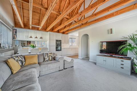 4 Osprey Close, Sutton, SM1 2XS
