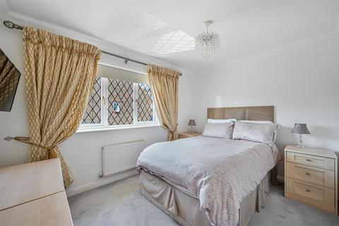 4 Osprey Close, Sutton, SM1 2XS