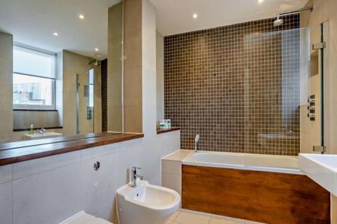 4 bedroom apartment to rent, Park Road, St Johns Wood, London, NW8