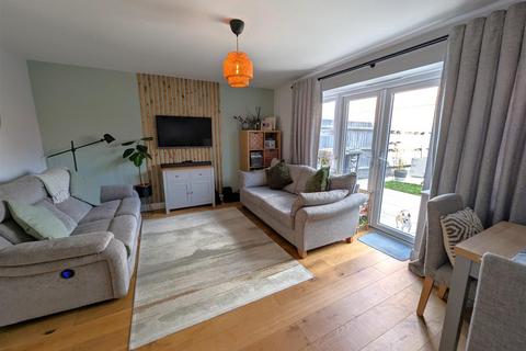 18 Woburn Close, Corby, NN17 5AA