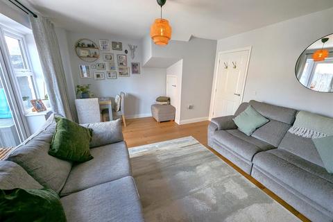 18 Woburn Close, Corby, NN17 5AA