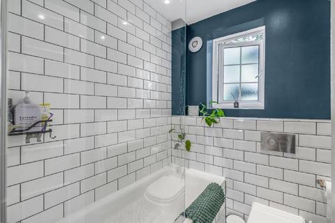 Flat 10, Acuba House Acuba Road, London, SW18 4QS