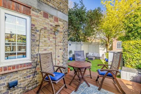 Flat 10, Acuba House Acuba Road, London, SW18 4QS
