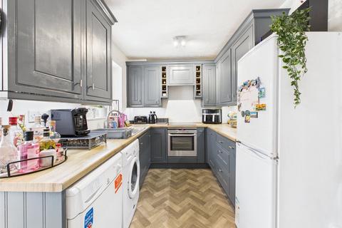 25 Discovery Road, Abbeymead, Gloucester, GL4 5GY
