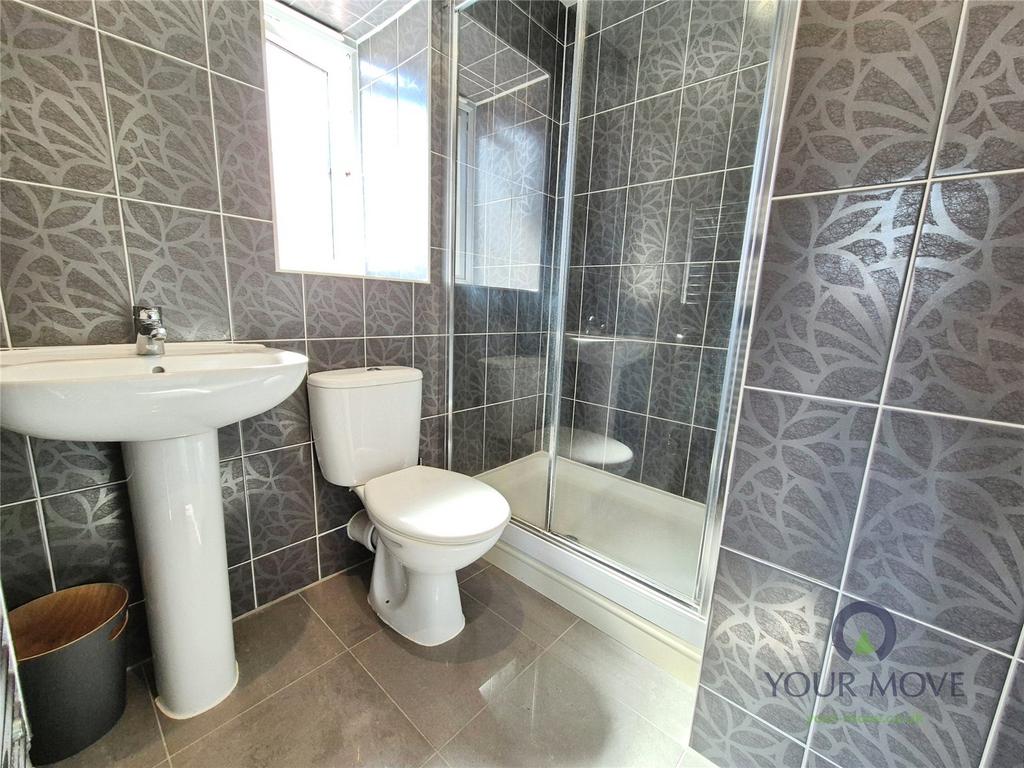 En Suite Shower