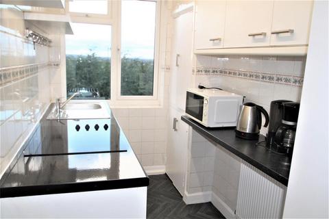2 bedroom flat to rent, Crown Court, Crown Street, Harrow on the Hill