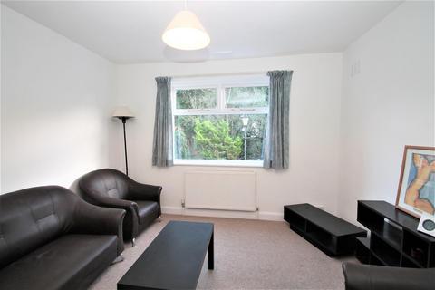 2 bedroom flat to rent, Crown Court, Crown Street, Harrow on the Hill