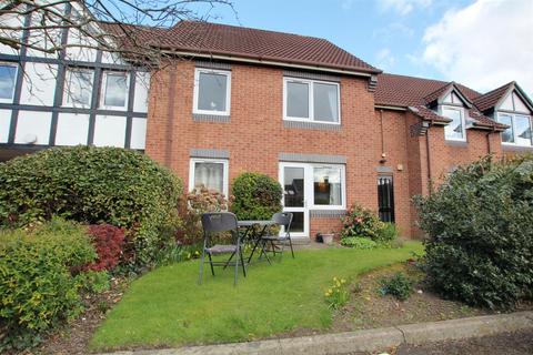 1 bedroom flat for sale, Haldenby Court, Swanland HU14