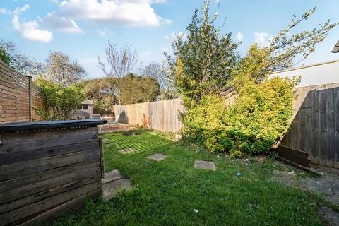 32 Trevelyan Road, London, SW17 9LN