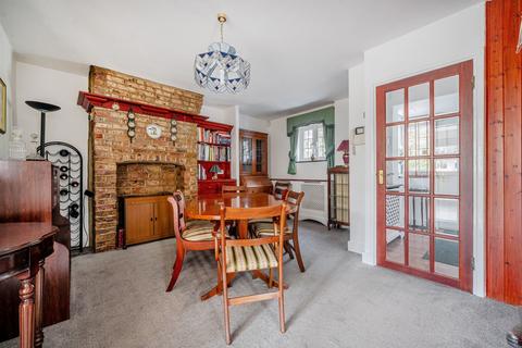4 bedroom end of terrace house for sale, Fulmer Road, Fulmer, Buckinghamshire