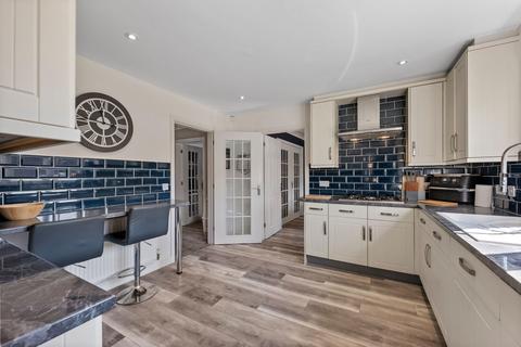 5 bedroom detached house for sale, Renals Way, Calverton, Nottingham, NG14 6PH